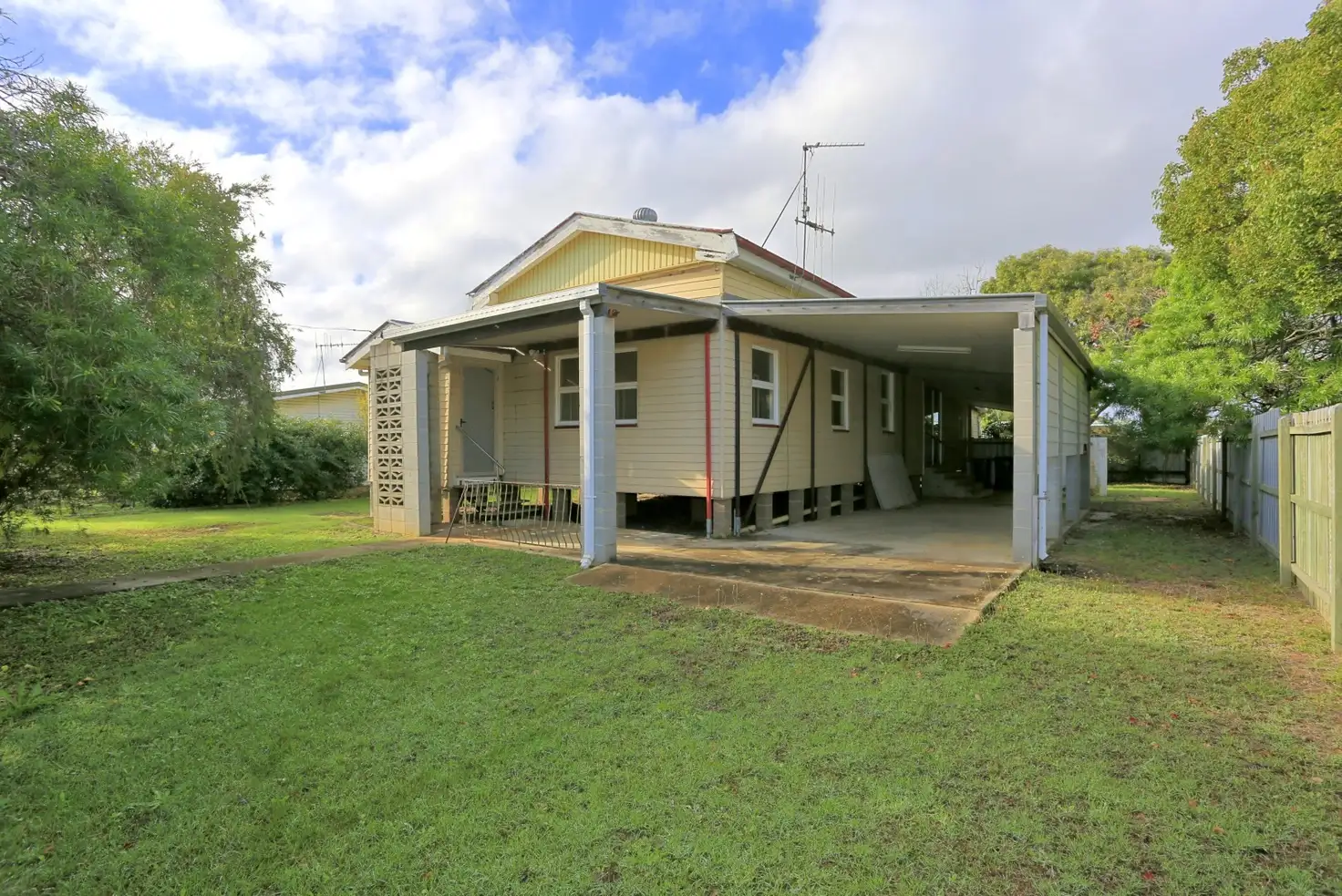 Main view of Homely house listing, 8 Wesche Street, Thabeban QLD 4670