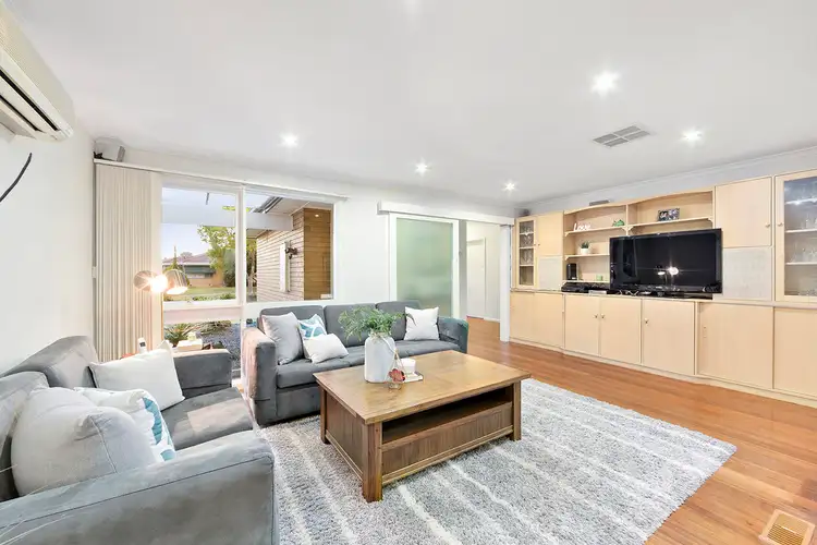 Second view of Homely house listing, 5 Grosvenor Avenue, Mulgrave VIC 3170