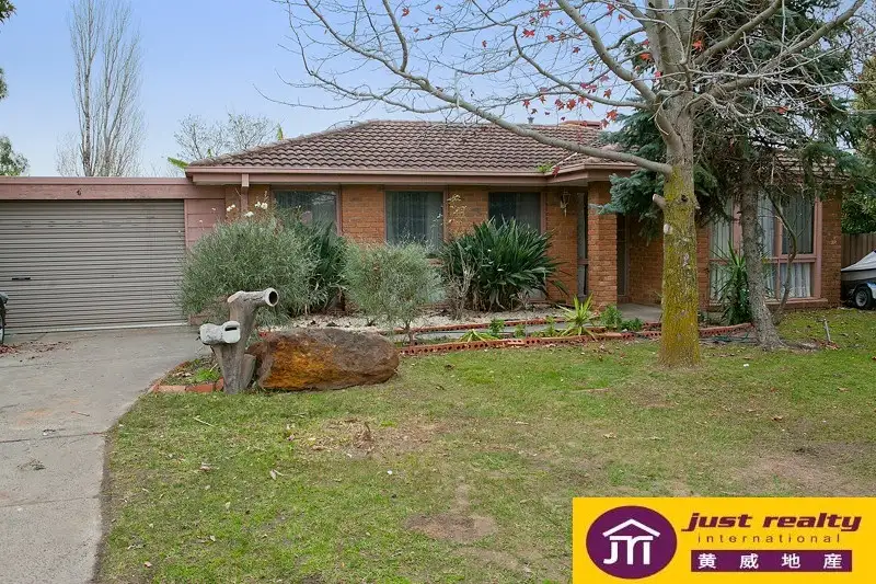Main view of Homely house listing, 4 Cypress Court, Cranbourne North VIC 3977