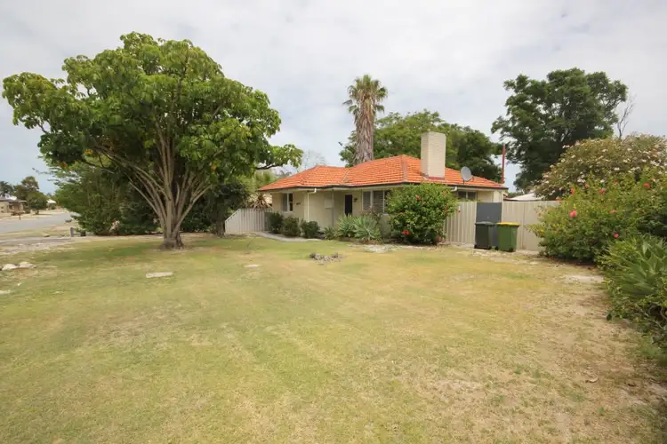 1 Teaguer St, Wilson WA 6107