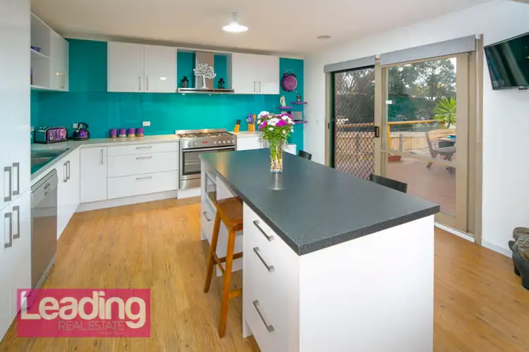 21 Fullbrook Drive, Sunbury VIC 3429
