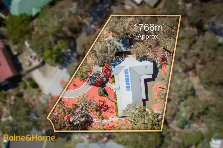 Second view of Homely house listing, 8 Norling Mews, Sunbury VIC 3429