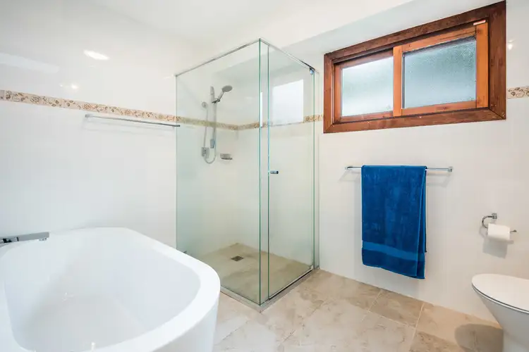 Fifth view of Homely house listing, 28 Ferntree Close, Wyoming NSW 2250
