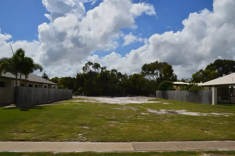 4 Lilly Pilly Drive, Burrum Heads QLD 4659