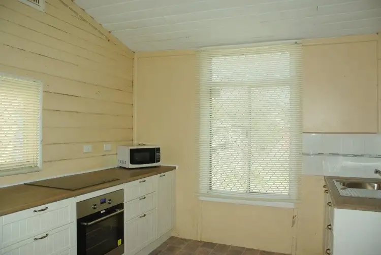 Seventh view of Homely house listing, 85 Swift Street, Wellington NSW 2820