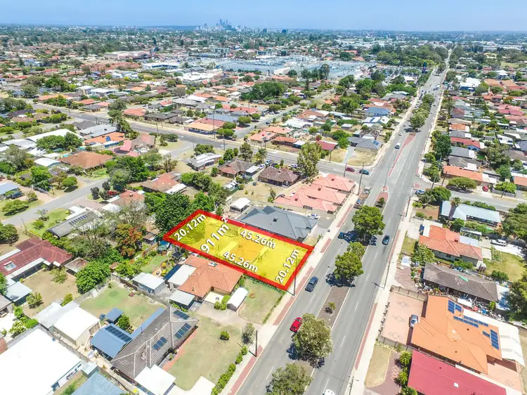 376 ABERNETHY ROAD, Cloverdale WA 6105