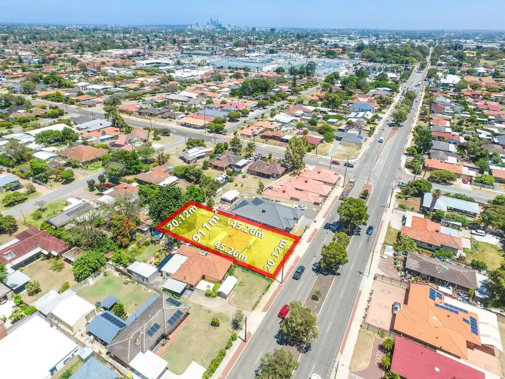 Main view of Homely house listing, 376 ABERNETHY ROAD, Cloverdale WA 6105