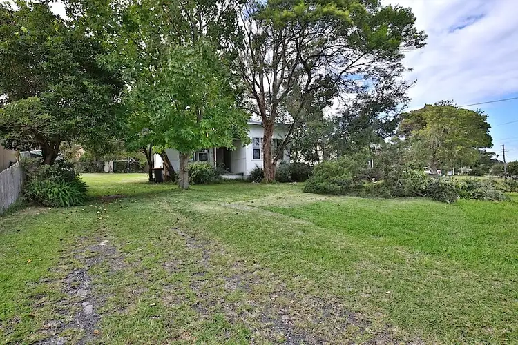 Fourth view of Homely house listing, 32 Silvermere Street, Culburra Beach NSW 2540