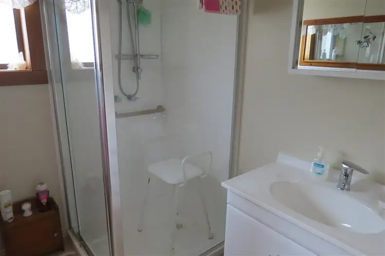 Sixth view of Homely house listing, 37 Henry Street, Sheffield TAS 7306