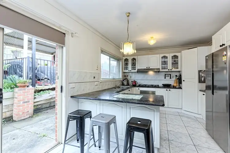 Sixth view of Homely house listing, 9 Daffodil Court, Endeavour Hills VIC 3802