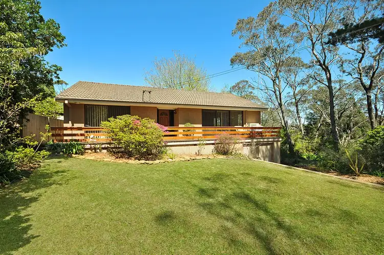 22 Bellevue Road, Wentworth Falls NSW 2782