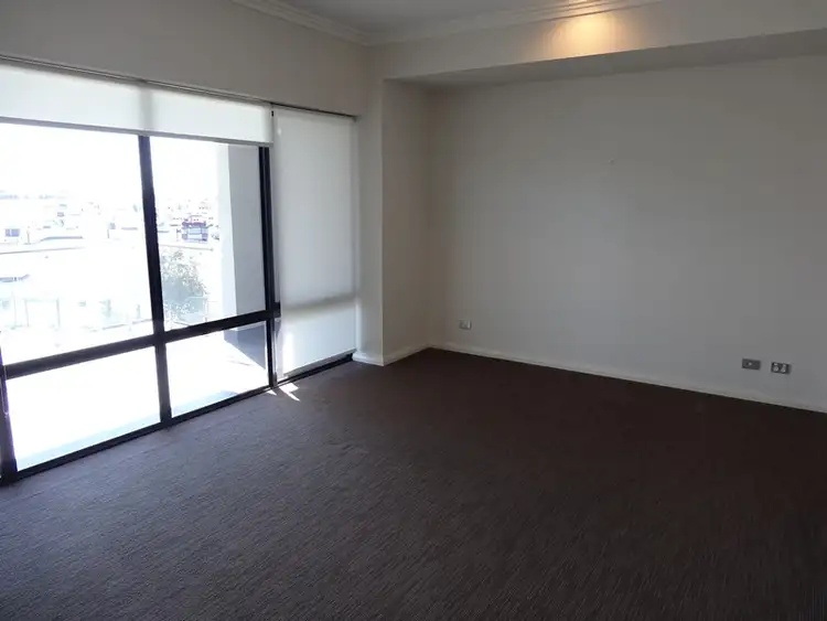 Seventh view of Homely unit listing, 4/18 Cannaregio Square, Mandurah WA 6210