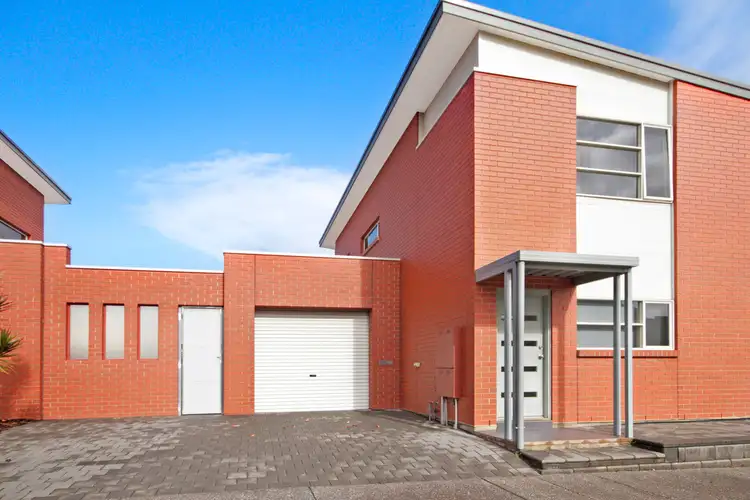 27 Robinson Street, Mawson Lakes SA 5095