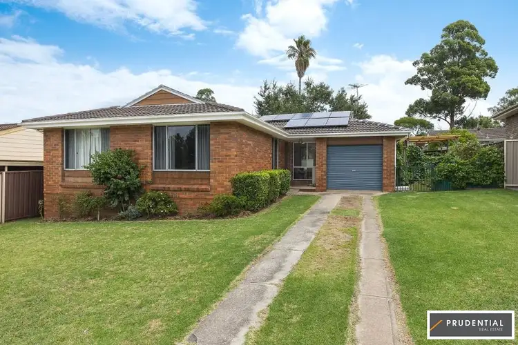 4 Jowett Place, Ingleburn NSW 2565