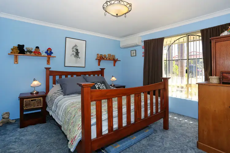 Seventh view of Homely house listing, 5 Yardley Court, Usher WA 6230