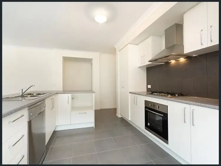 Fifth view of Homely house listing, 7 Freshwater Drive, Armstrong Creek VIC 3217