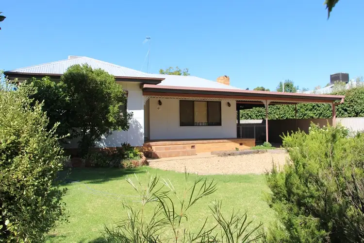 61 Wyangan Avenue, Griffith NSW 2680