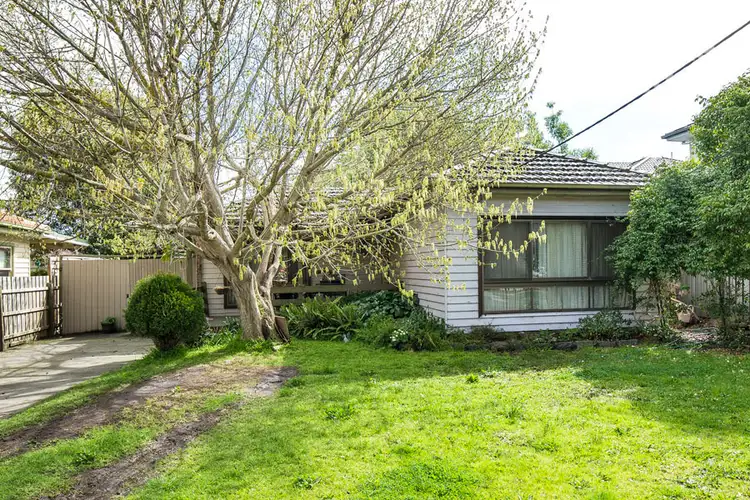 Second view of Homely house listing, 7 Isla Avenue, Glenroy VIC 3046