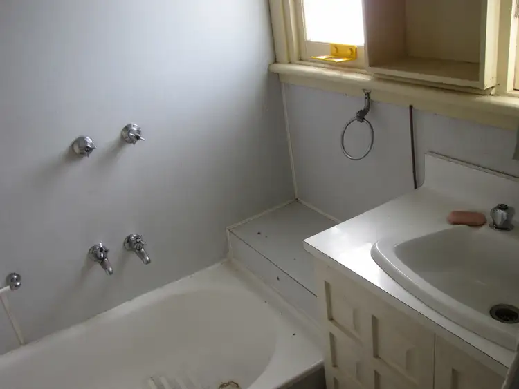 Seventh view of Homely house listing, 18 Margaret Street, Moe VIC 3825