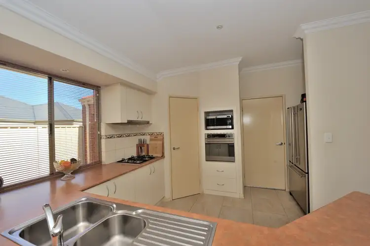 Sixth view of Homely house listing, 10 Herbert Meander, Baldivis WA 6171