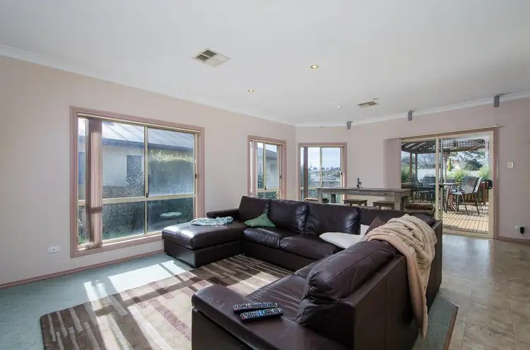 Sixth view of Homely house listing, 7 Gebhardt Close, Mount Gambier SA 5290