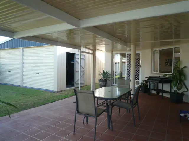 52 Bowerbird Ave, Eli Waters QLD 4655