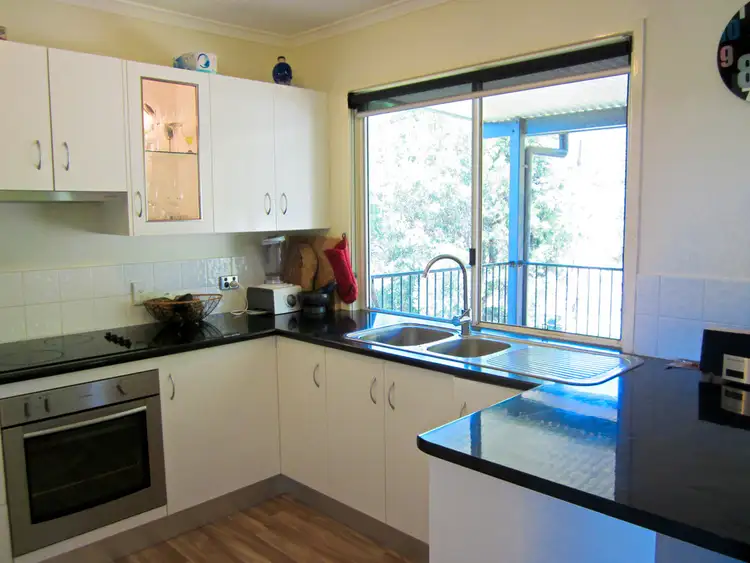 6 Lasiandra Drive, Southside QLD 4570