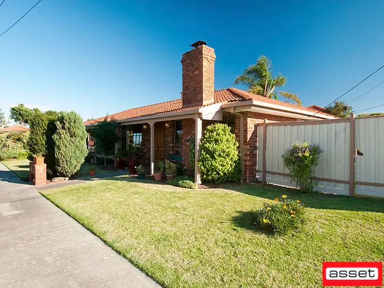 8 Fielding Drive, Chelsea Heights VIC 3196
