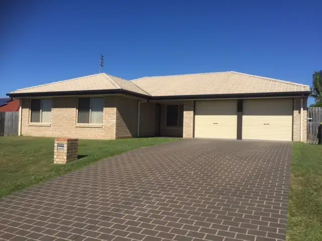 4 Blackall Court, Torquay QLD 4655