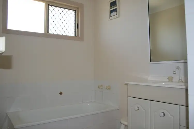 Seventh view of Homely house listing, 4 Amos Court, Kelso QLD 4815