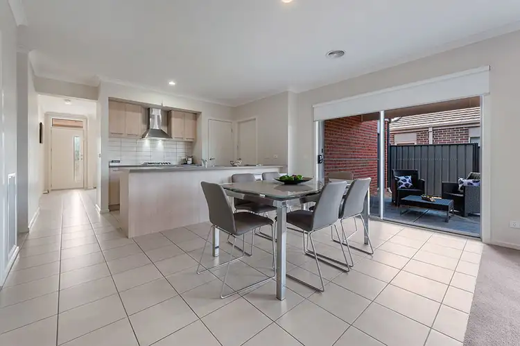 Fifth view of Homely house listing, 16 Serenity Way, Craigieburn VIC 3064