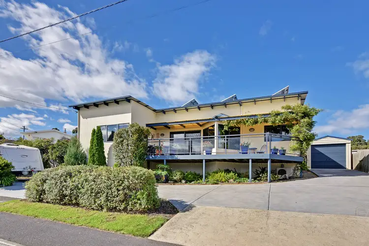 33 McKinly Street, Midway Point TAS 7171