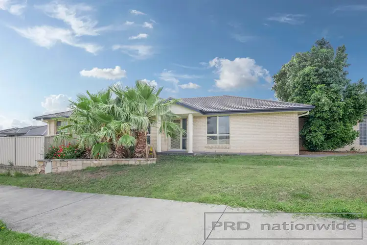 Second view of Homely house listing, 2 Diamond Circuit, Rutherford NSW 2320