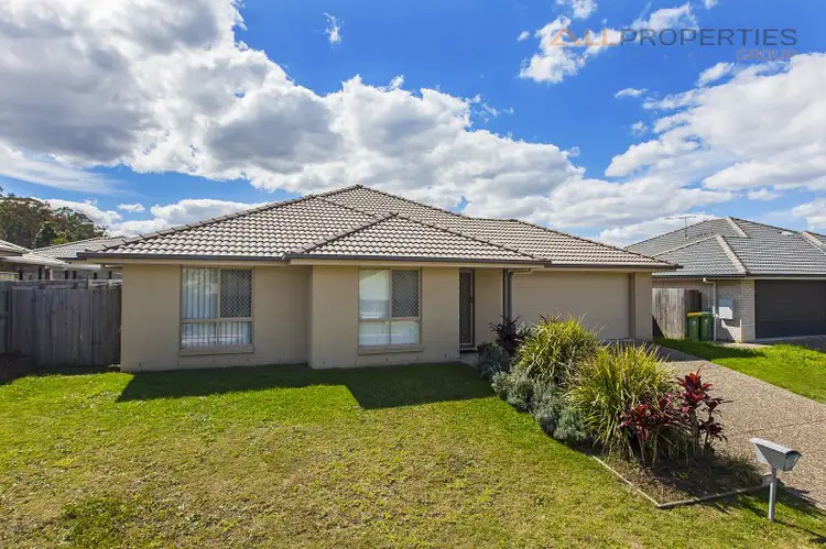 13 Linfield Street, Hillcrest QLD 4118