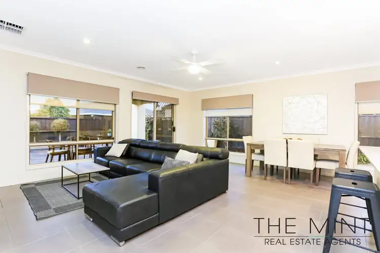 Fifth view of Homely house listing, 8 Jondarvan Drive, Mernda VIC 3754
