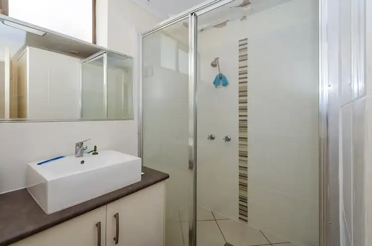 Fifth view of Homely unit listing, 9/83-85 Auckland Street, Gladstone Central QLD 4680