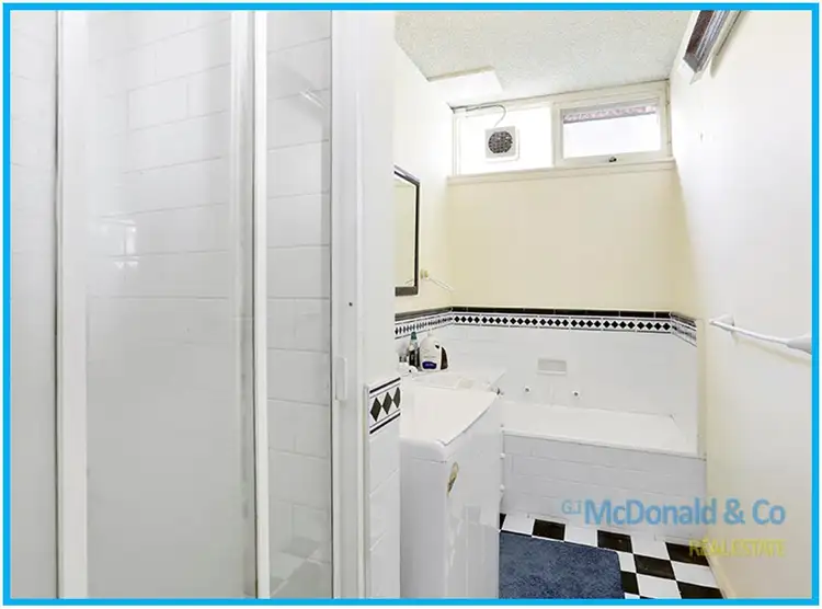 Fifth view of Homely apartment listing, 1/21 The Esplanade, Geelong VIC 3220