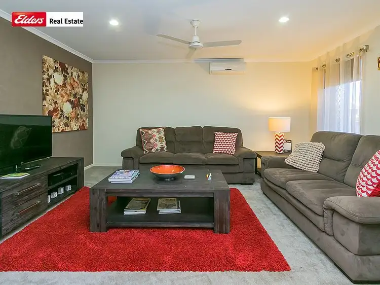 34 MOONSTONE DRIVE, Urangan QLD 4655