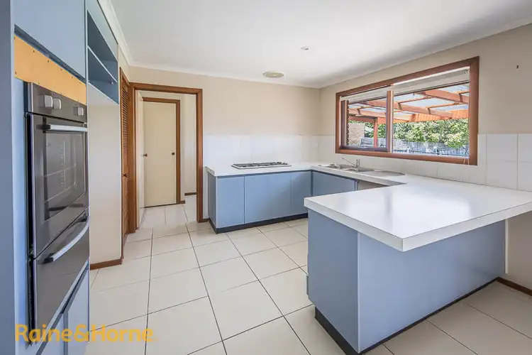 Second view of Homely house listing, 5 Crawford Way, Sunbury VIC 3429