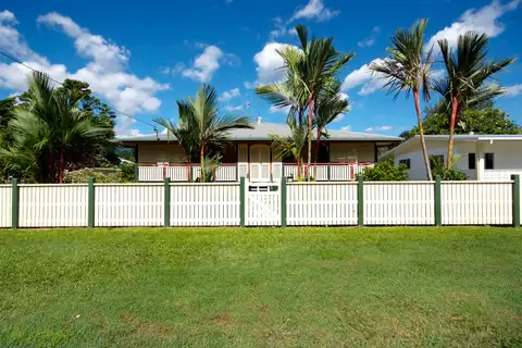 23 Owen Street, Mossman QLD 4873