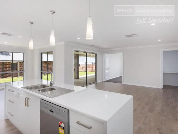 Fourth view of Homely house listing, 48 Lingiari Drive, Lloyd NSW 2650