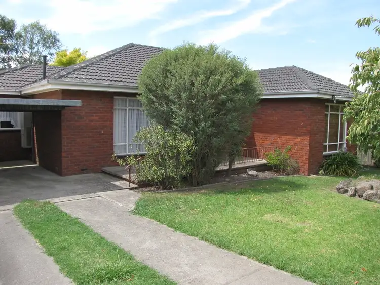 12 Somerville Court, Moe VIC 3825