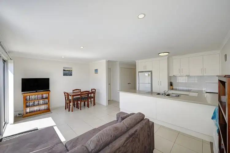 Sixth view of Homely unit listing, Unit 4, 62 ELECTRA STREET, Bundaberg West QLD 4670