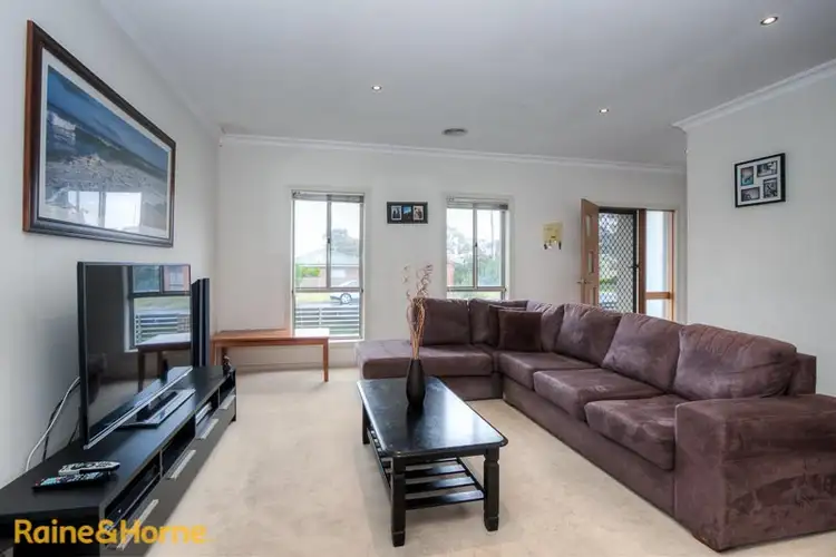 Fourth view of Homely house listing, 2/76 Charter Road West, Sunbury VIC 3429