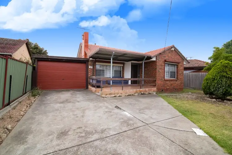 48 Emu Parade, Jacana VIC 3047