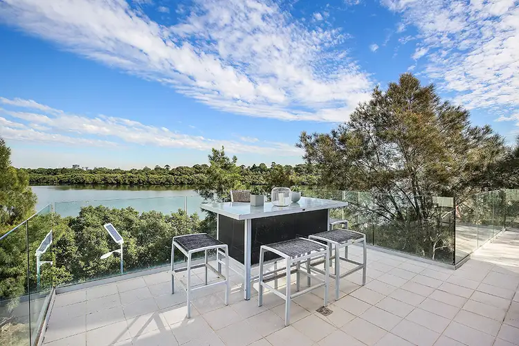 16 Northcote Street, Mortlake NSW 2137