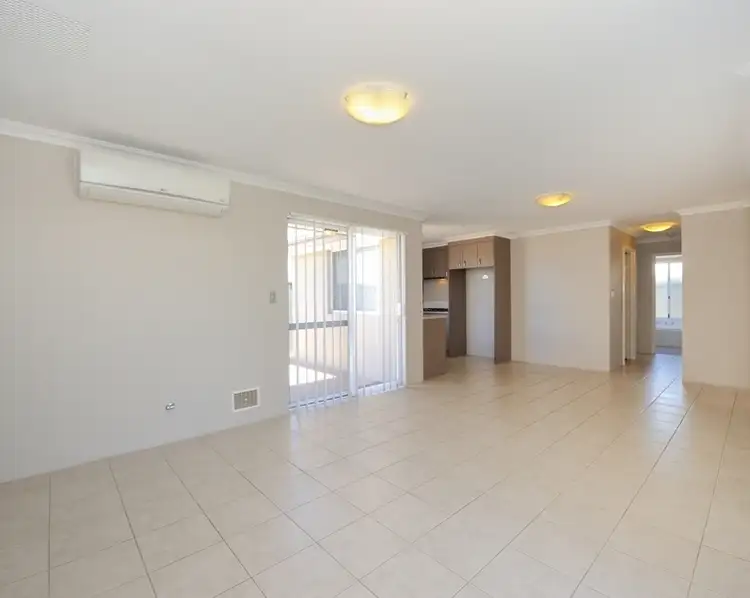 Fifth view of Homely unit listing, 5/2 Kapok Turn, Baldivis WA 6171