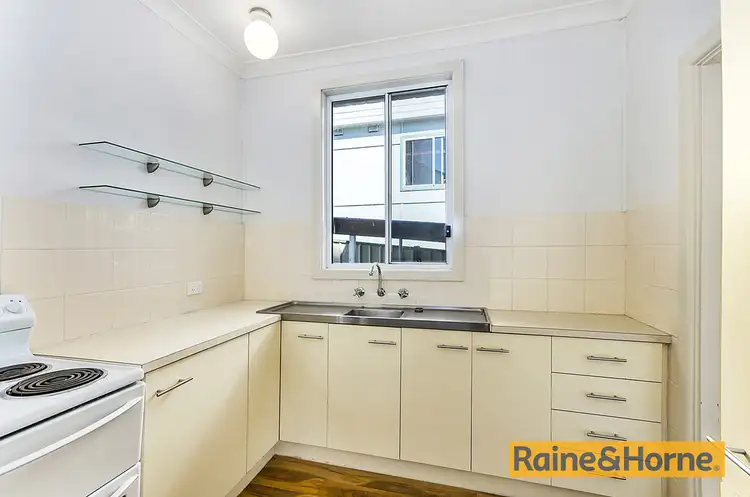 Fifth view of Homely house listing, 6 Rhondda Street, Berkeley NSW 2506