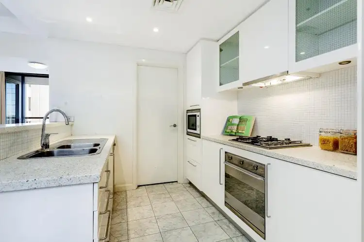 Third view of Homely apartment listing, 1104/2 DIND STREET, Milsons Point NSW 2061