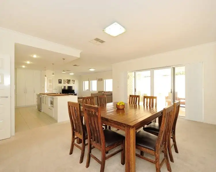 Sixth view of Homely house listing, 21 Usher Meander, Baldivis WA 6171